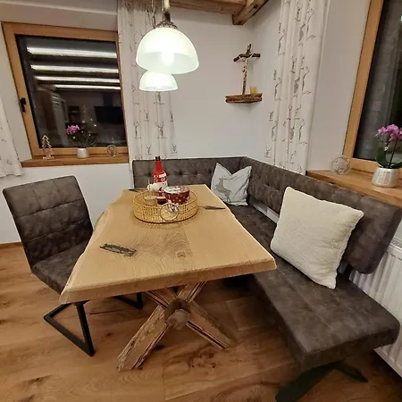 Luxus-apartment-vorderreit Gut